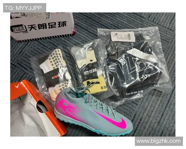 球星足球神袜揭秘：提升比赛表现的秘密武器与科技创新的完美融合
