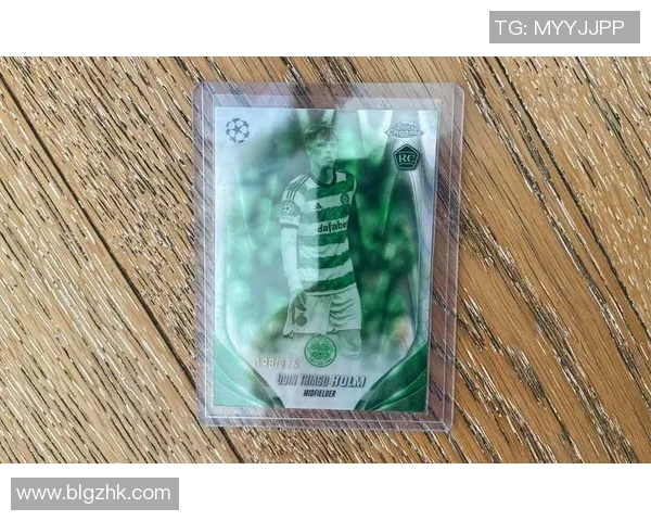 足球卡片赠送活动，赢取限量球星卡，收藏珍贵足球记忆