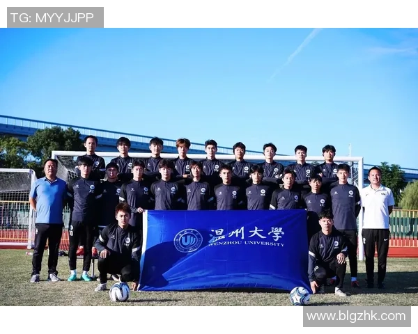 足球巨星走进大学校园 打造校园体育新风尚 促进青少年体育发展 足球巨星走进大学校园 打造校园体育新风尚 促进青少年体育发展